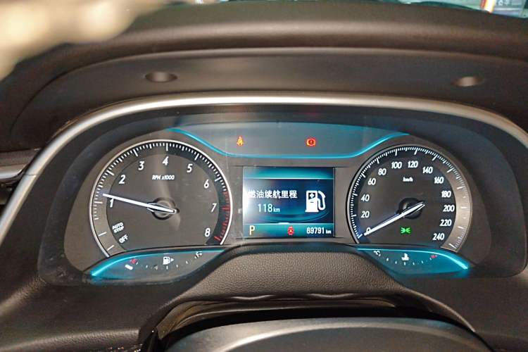 Used Buick Excelle GX 2019 18T Automatic Connected Elite Model China V Standard Instrument Cluster
