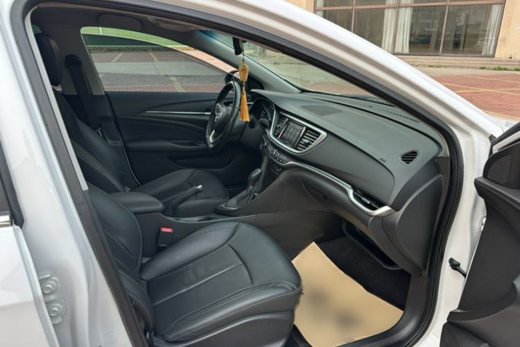 Used Buick Excelle GX 2019 18T Automatic Connected Elite Model China V Standard Interior 10