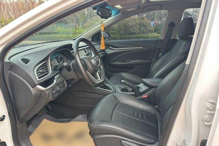 Used Buick Excelle GX 2019 18T Automatic Connected Elite Model China V Standard Interior 11