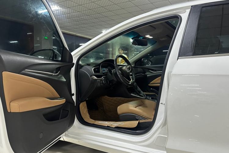 Used Buick Excelle GX 2019 18T Automatic Connected Flagship Version China V Standard Interior 2