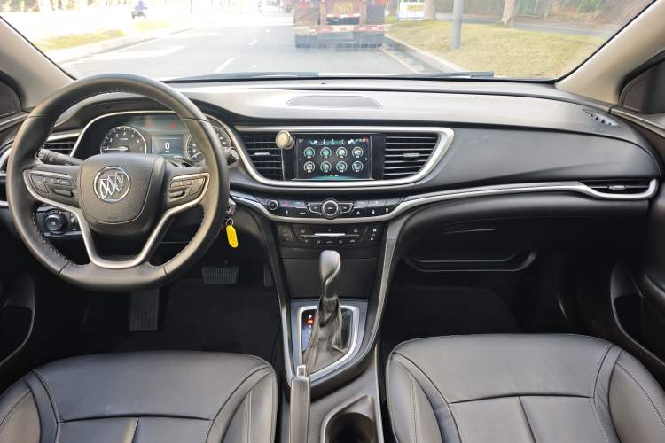 Used Buick Excelle GX 2019 18T Automatic Connected Elite Model China VI Standard Interior 4