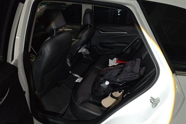 Used Buick Excelle GX 2019 18T Automatic Connected Elite Model China VI Standard Interior 4