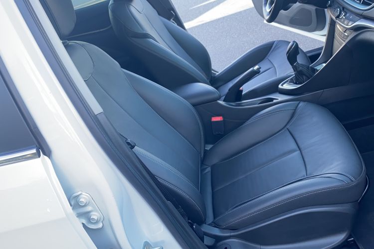 Used Buick Excelle GX 2019 18T Automatic Connected Elite Model China VI Standard Interior 9