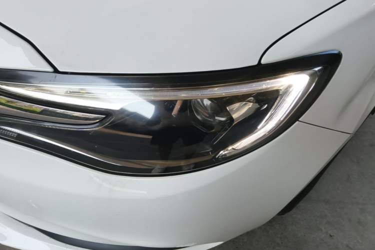 Used Buick Excelle GX 2019 18T Automatic Connected Elite Model China V Standard Left Front Headlight