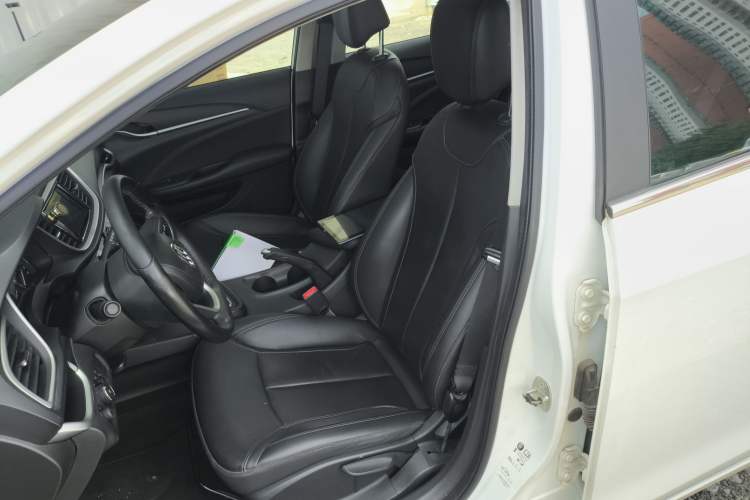 Used Buick Excelle GX 2019 18T Automatic Connected Elite Model China VI Standard Left Front Seat