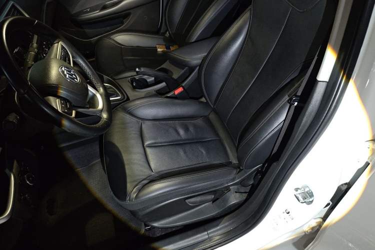 Used Buick Excelle GX 2019 18T Automatic Connected Elite Model China VI Standard Left Front Seat