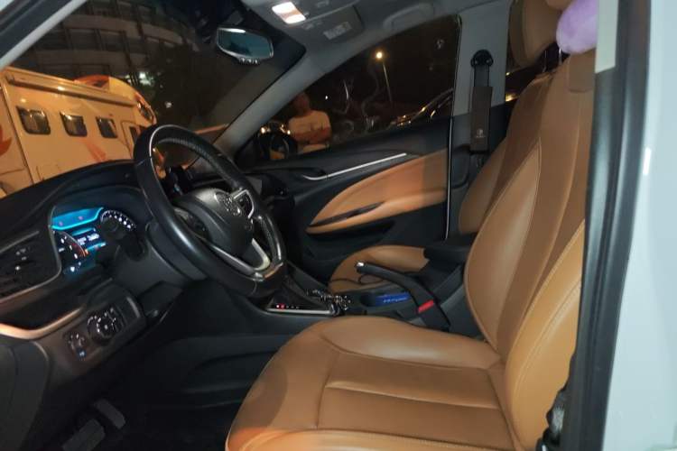 Used Buick Excelle GX 2019 18T Automatic Connected Flagship Version China VI Standard Left Front Seat