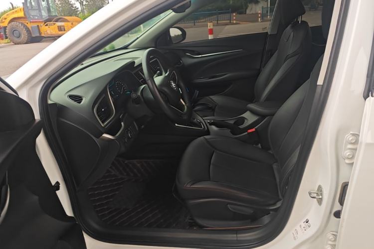 Used Buick Excelle GX 2019 18T Automatic Connected Elite Model China VI Standard Left Front Seat