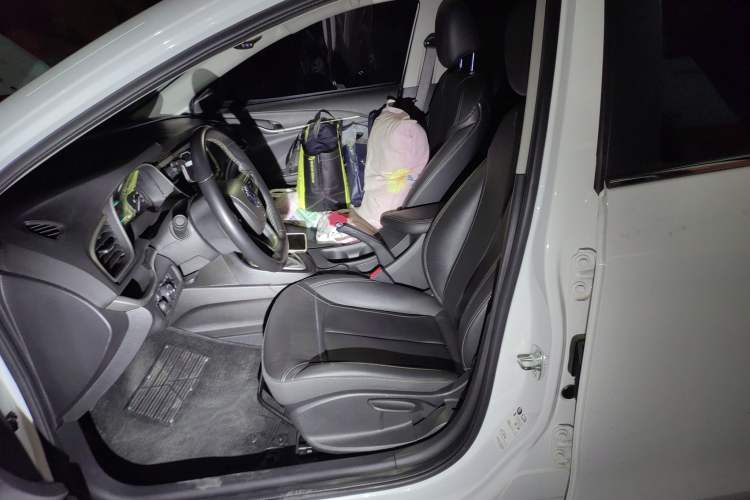 Used Buick Excelle GX 2019 18T Automatic Connected Elite Model China VI Standard Left Front Seat