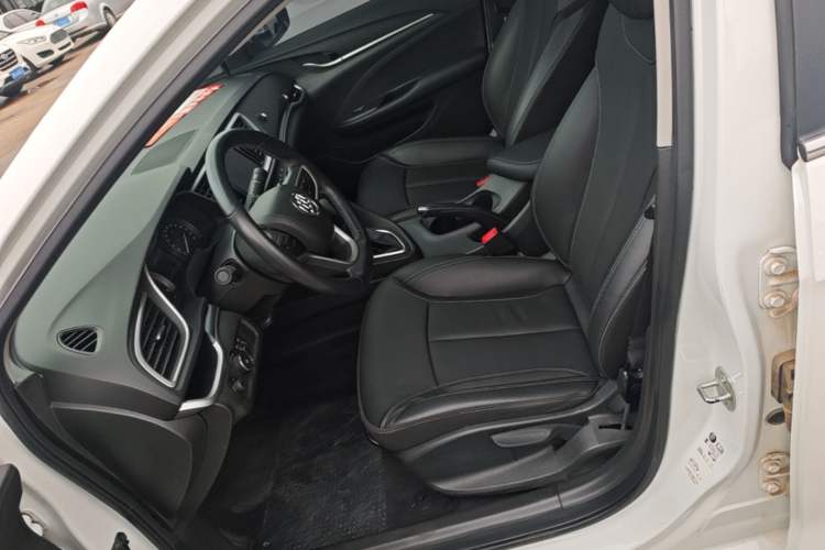 Used Buick Excelle GX 2019 18T Automatic Connected Elite Model China VI Standard Left Front Seat