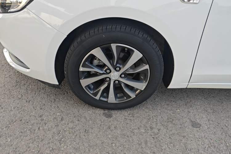 Used Buick Excelle GX 2019 18T Automatic Connected Elite Model China V Standard Left Front Wheel Hub