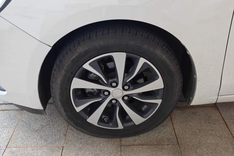 Used Buick Excelle GX 2019 18T Automatic Connected Elite Model China VI Standard Left Front Wheel Hub