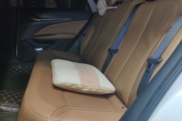 Used Buick Excelle GX 2019 18T Automatic Connected Flagship Version China VI Standard Left Rear Seat