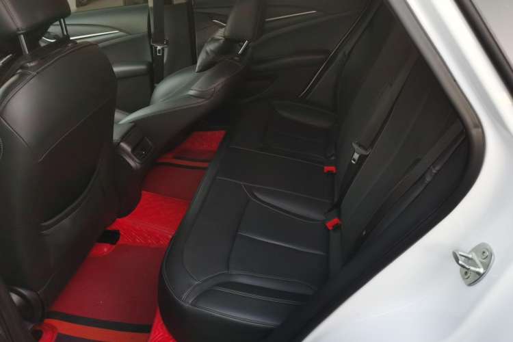 Used Buick Excelle GX 2019 18T Automatic Connected Elite Model China VI Standard Left Rear Seat