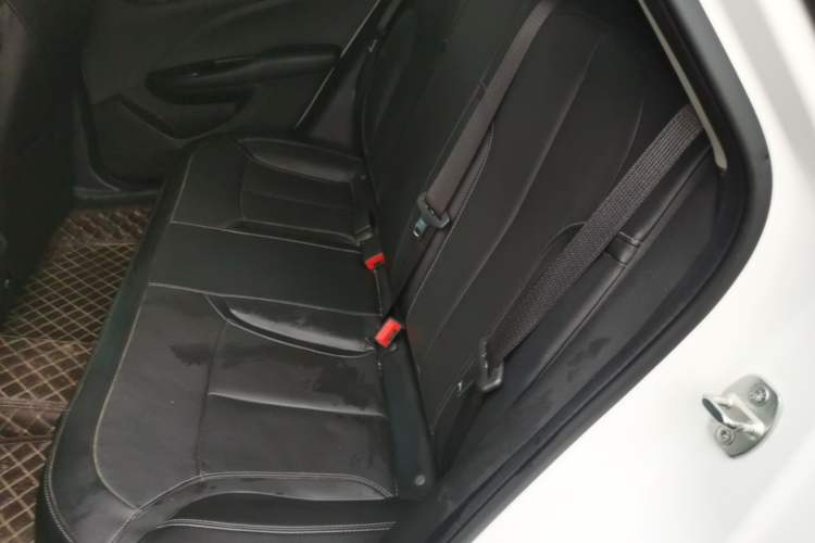 Used Buick Excelle GX 2019 18T Automatic Connected Elite Model China VI Standard Left Rear Seat