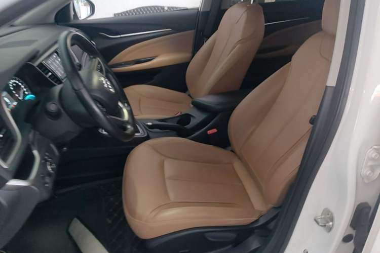 Used Buick Excelle GX 2019 18T Automatic Connected Flagship Version China VI Standard Left Rear Seat