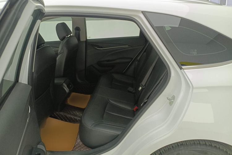 Used Buick Excelle GX 2019 18T Automatic Connected Elite Model China VI Standard Left Rear Seat