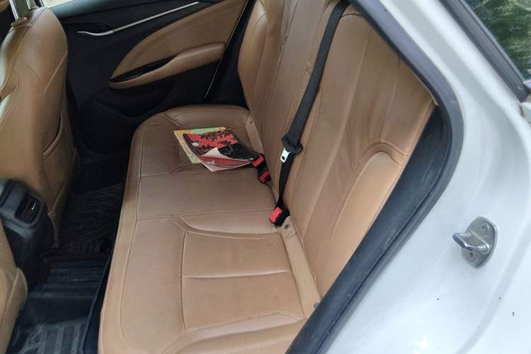 Used Buick Excelle GX 2019 18T Automatic Connected Flagship Version China VI Standard Left Rear Seat