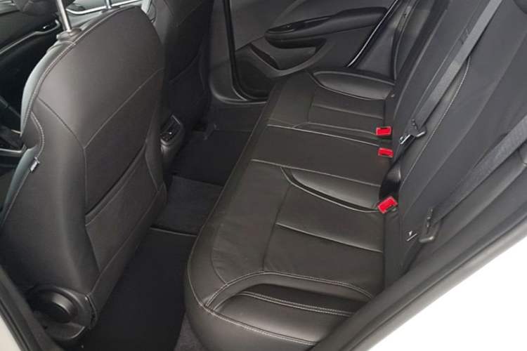 Used Buick Excelle GX 2019 18T Automatic Connected Elite Model China VI Standard Left Rear Seat