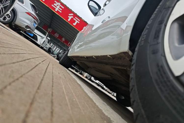 Used Buick Excelle GX 2019 18T Automatic Connected Elite Model China VI Standard Left Side Sill