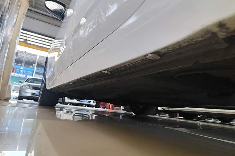 Used Buick Excelle GX 2019 18T Automatic Connected Elite Model China VI Standard Left Side Sill