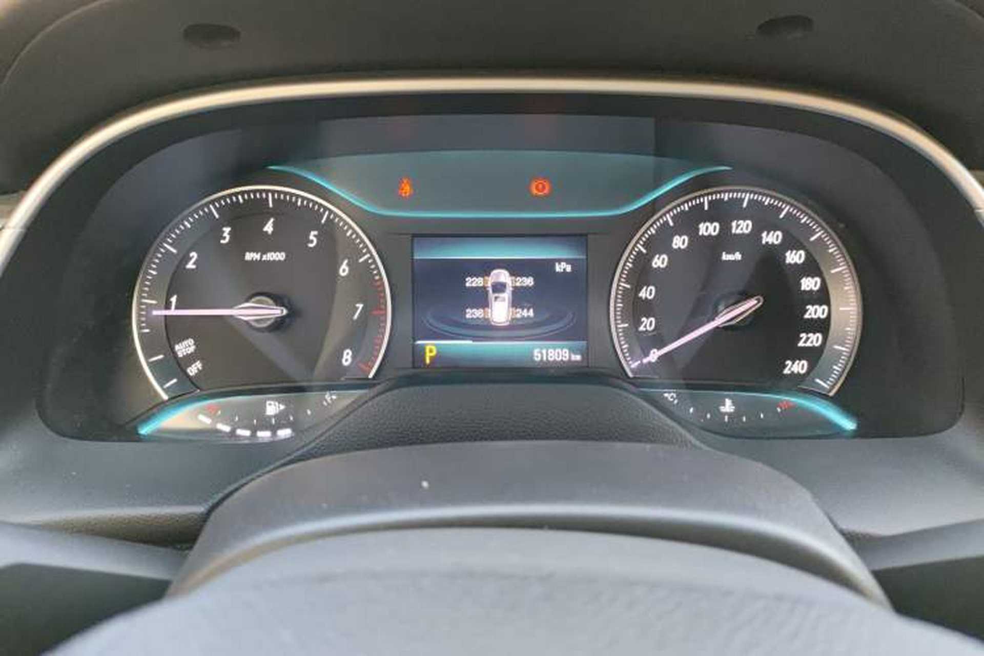 Used Buick Excelle GX 2019 18T Automatic Connected Elite Model China V Standard Odometer Close Up