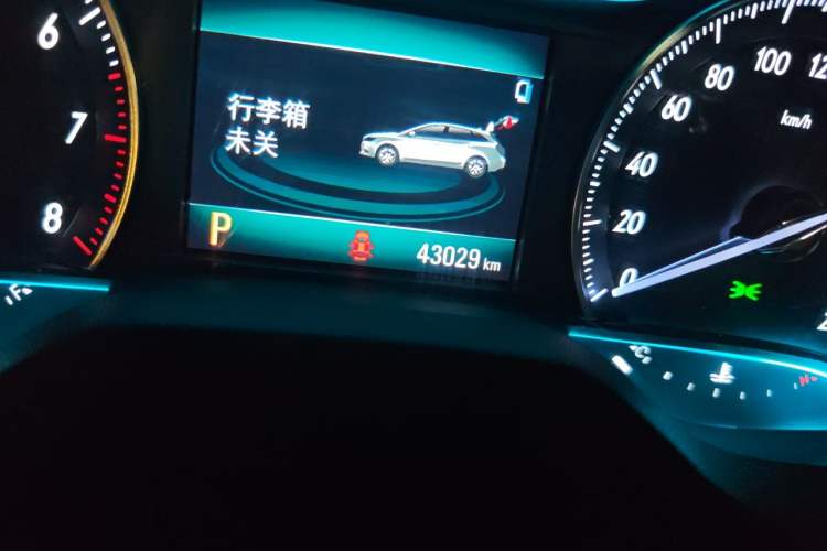Used Buick Excelle GX 2019 18T Automatic Connected Flagship Version China VI Standard Odometer Close Up