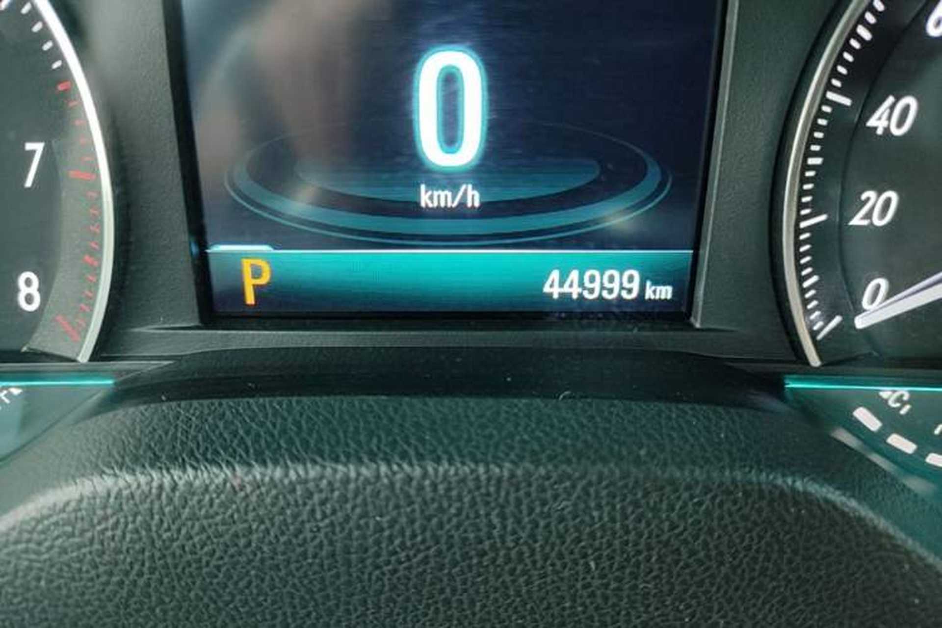 Used Buick Excelle GX 2019 18T Automatic Connected Elite Model China VI Standard Odometer Close Up