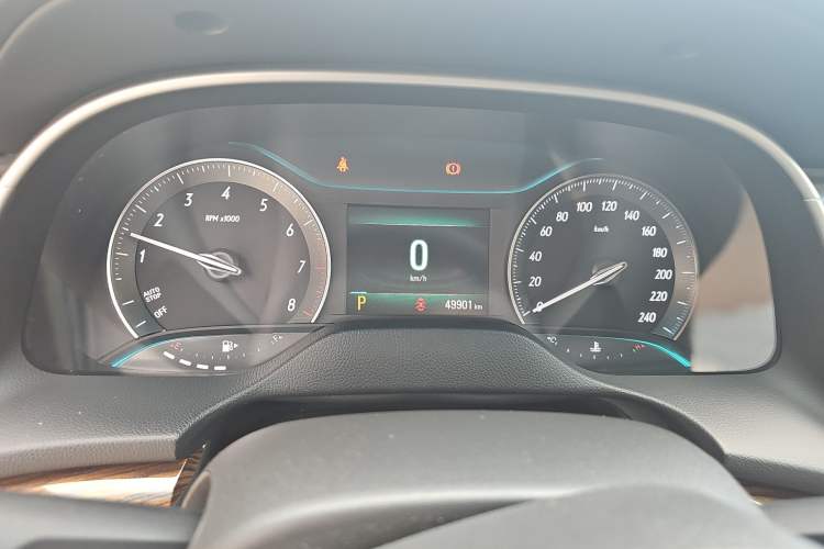 Used Buick Excelle GX 2019 15T Dual-Clutch Connected Elite Model China VI Odometer Close Up