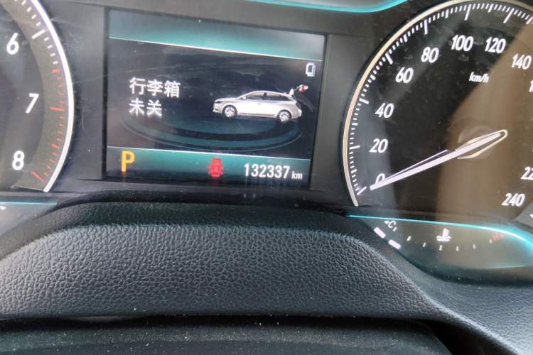 Used Buick Excelle GX 2019 18T Automatic Connected Flagship Version China VI Standard Odometer Close Up