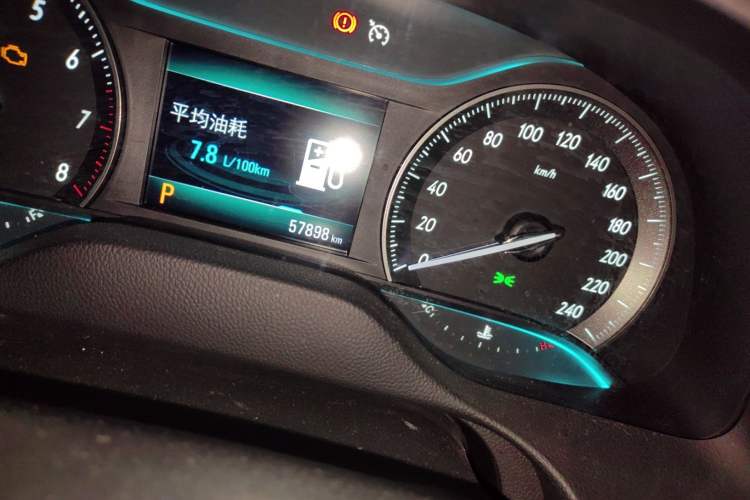 Used Buick Excelle GX 2019 18T Automatic Connected Elite Model China VI Standard Odometer Close Up
