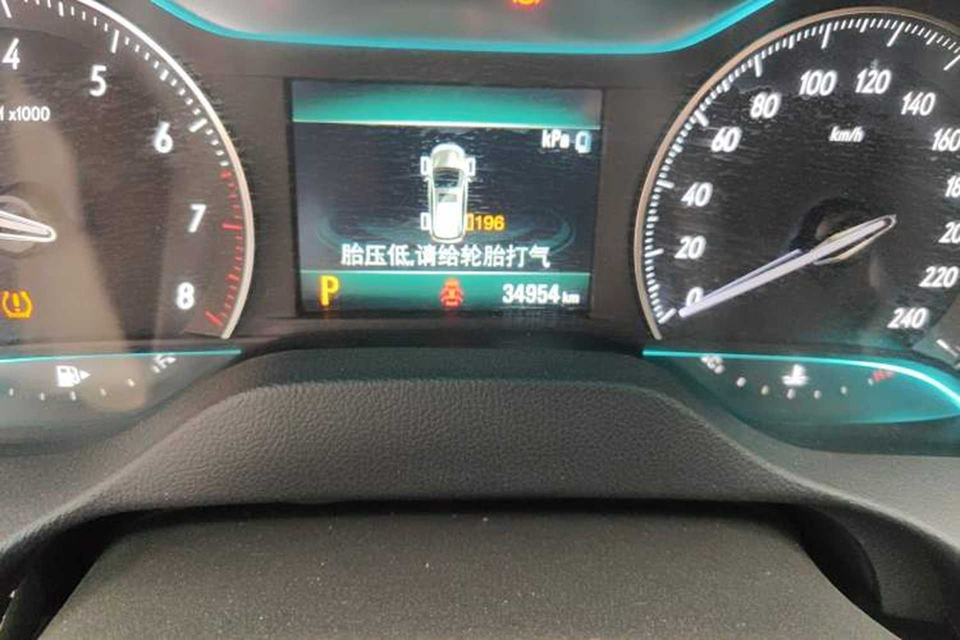 Used Buick Excelle GX 2019 18T Automatic Connected Elite Model China VI Standard Odometer Close Up