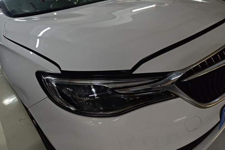 Used Buick Excelle GX 2019 18T Automatic Connected Elite Model China VI Standard Right Front Headlight