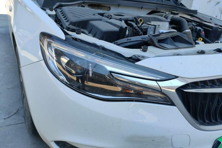 Used Buick Excelle GX 2019 18T Automatic Connected Elite Model China VI Standard Right Front Headlight
