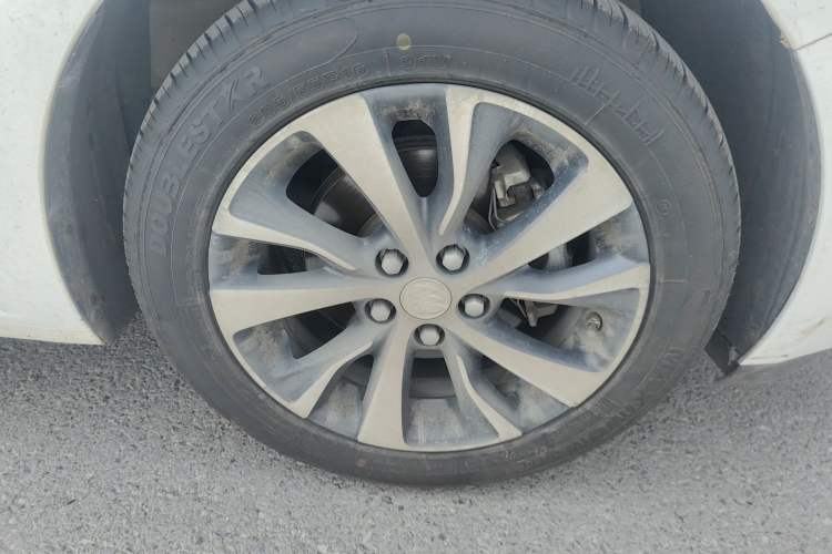 Used Buick Excelle GX 2019 18T Automatic Connected Flagship Version China VI Standard Right Front Wheel Hub