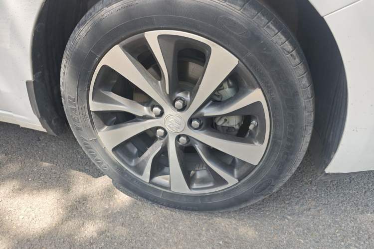 Used Buick Excelle GX 2019 18T Automatic Connected Elite Model China V Standard Right Front Wheel Hub