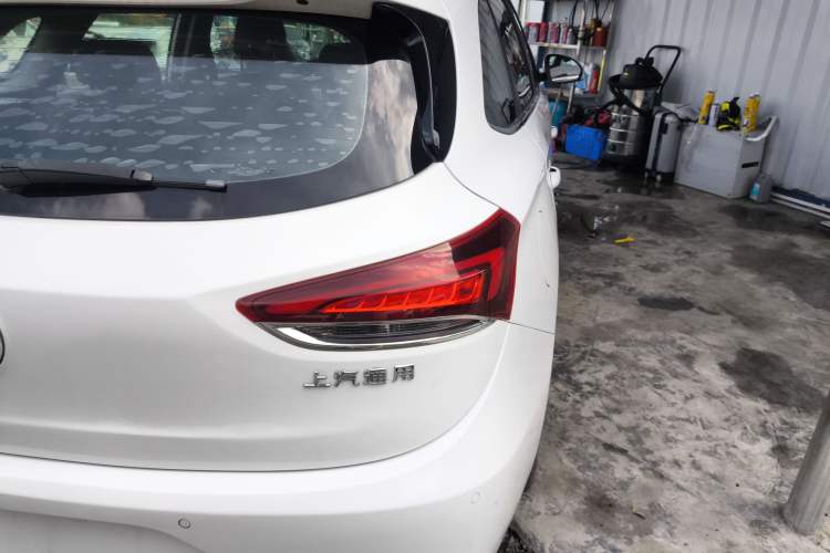 Used Buick Excelle GX 2019 18T Automatic Connected Elite Model China VI Standard Right Rear Taillight