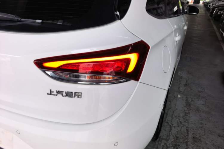 Used Buick Excelle GX 2019 18T Automatic Connected Flagship Version China V Standard Right Rear Taillight