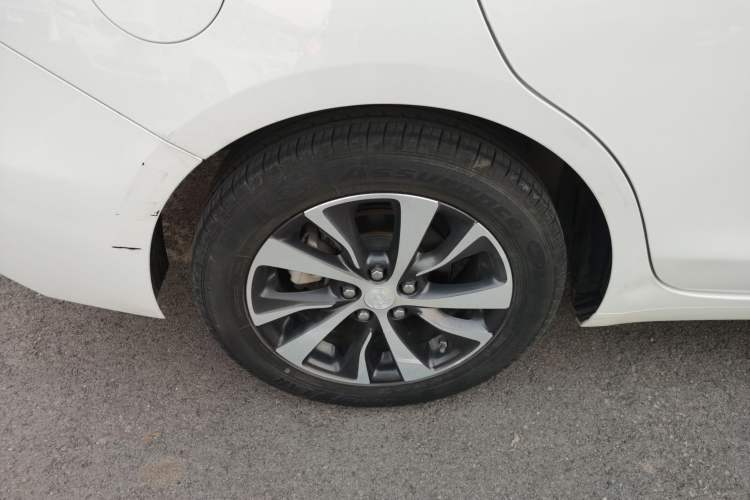 Used Buick Excelle GX 2019 18T Automatic Connected Elite Model China VI Standard Right Rear Wheel Hub