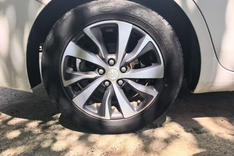 Used Buick Excelle GX 2019 18T Automatic Connected Elite Model China VI Standard Right Rear Wheel Hub
