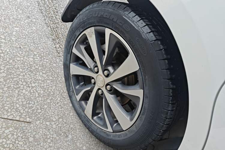 Used Buick Excelle GX 2019 18T Automatic Connected Elite Model China VI Standard Right Rear Wheel Hub