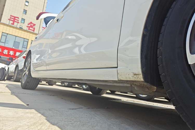 Used Buick Excelle GX 2019 18T Automatic Connected Elite Model China VI Standard Right Side Sill