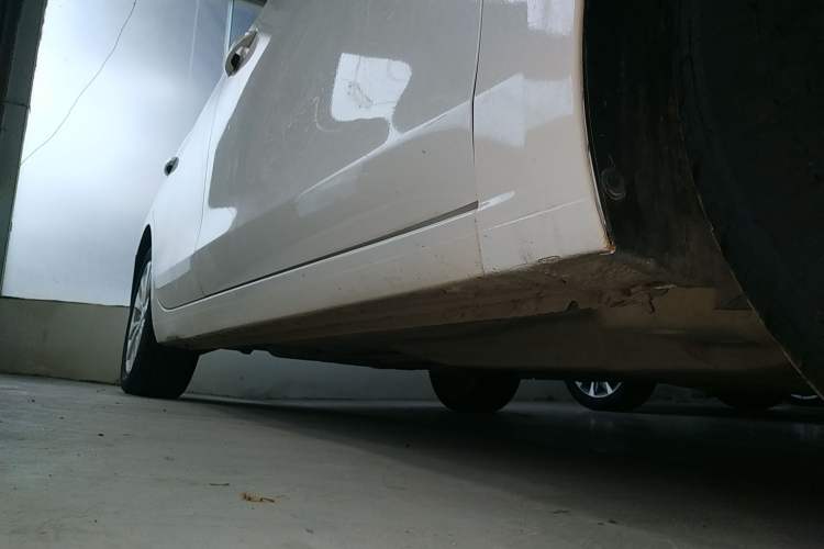Used Buick Excelle GX 2019 15T Dual-Clutch Connected Elite Version China V Standard Right Side Sill