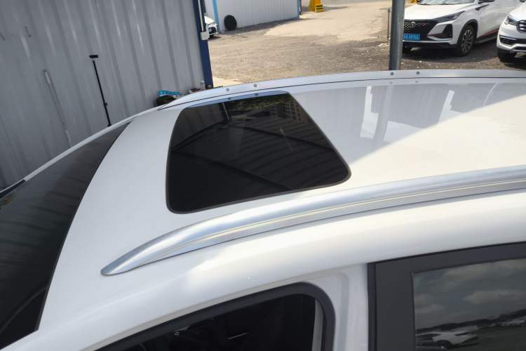 Used Buick Excelle GX 2019 18T Automatic Connected Elite Model China VI Standard Roof