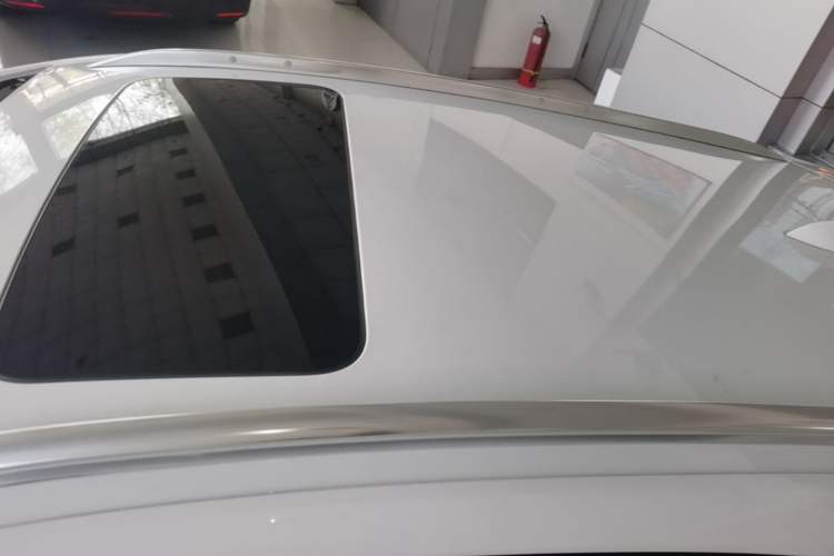 Used Buick Excelle GX 2019 15T Dual-Clutch Connected Elite Version China V Standard Roof