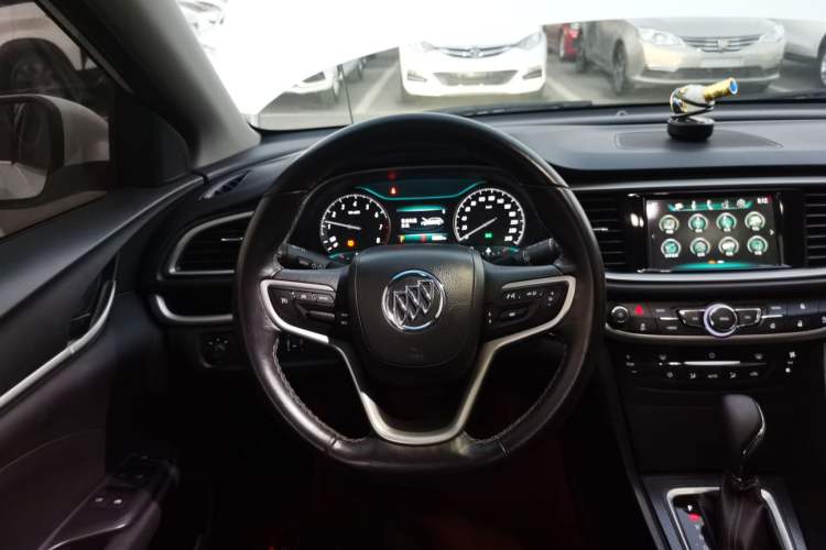 Used Buick Excelle GX 2019 18T Automatic Connected Elite Model China VI Standard Steering Wheel