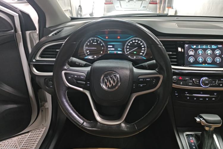 Used Buick Excelle GX 2019 18T Automatic Connected Flagship Version China VI Standard Steering Wheel
