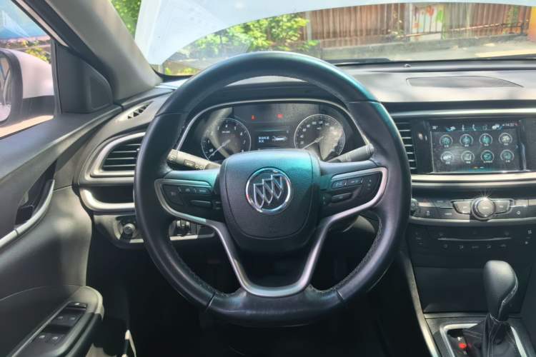 Used Buick Excelle GX 2019 18T Automatic Connected Elite Model China VI Standard Steering Wheel