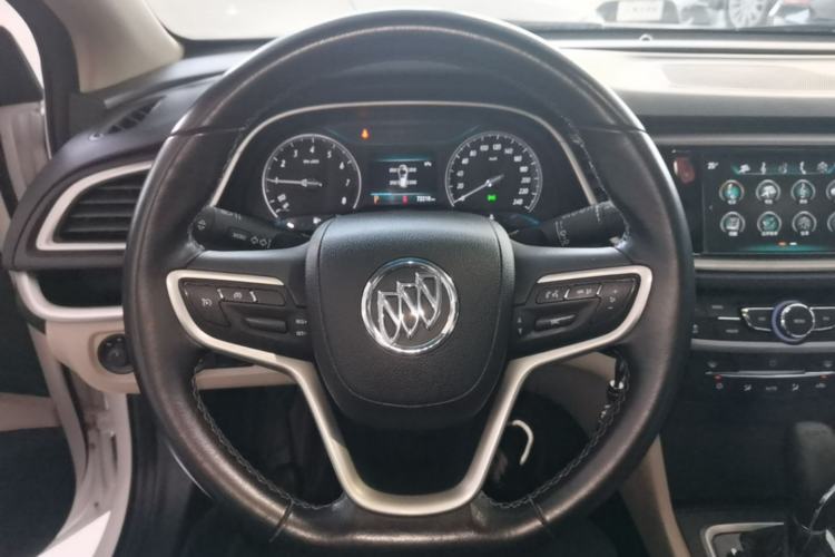 Used Buick Excelle GX 2019 15T Dual-Clutch Connected Elite Version China V Standard Steering Wheel