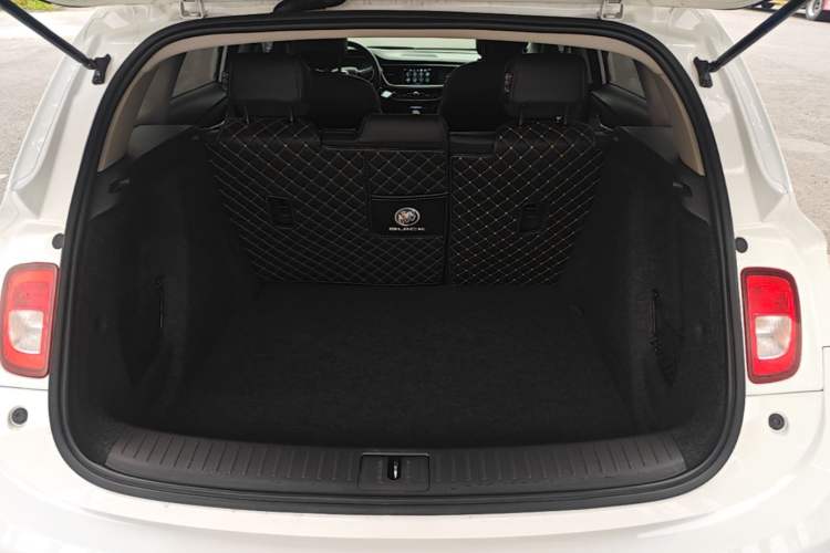 Used Buick Excelle GX 2019 18T Automatic Connected Elite Model China VI Standard Trunk